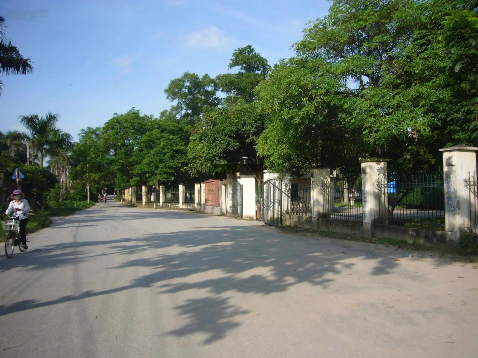 Bán nhà SĐCC, DT 62 m2 ô tô vào nhà, số 24 ngõ 114/2 phố Tân Phong, Thụy Phương, Hà Nội