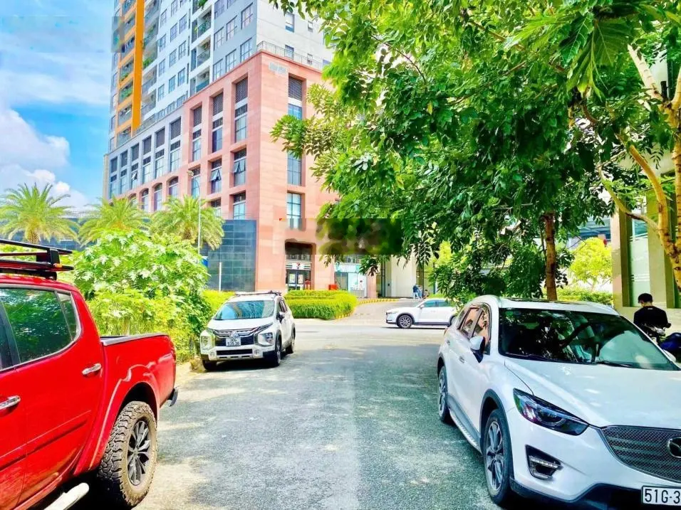 Bán căn góc 2 mặt tiền đối diện căn hộ The Sun Avenue tiện kinh doanh nhiều ngành nghề