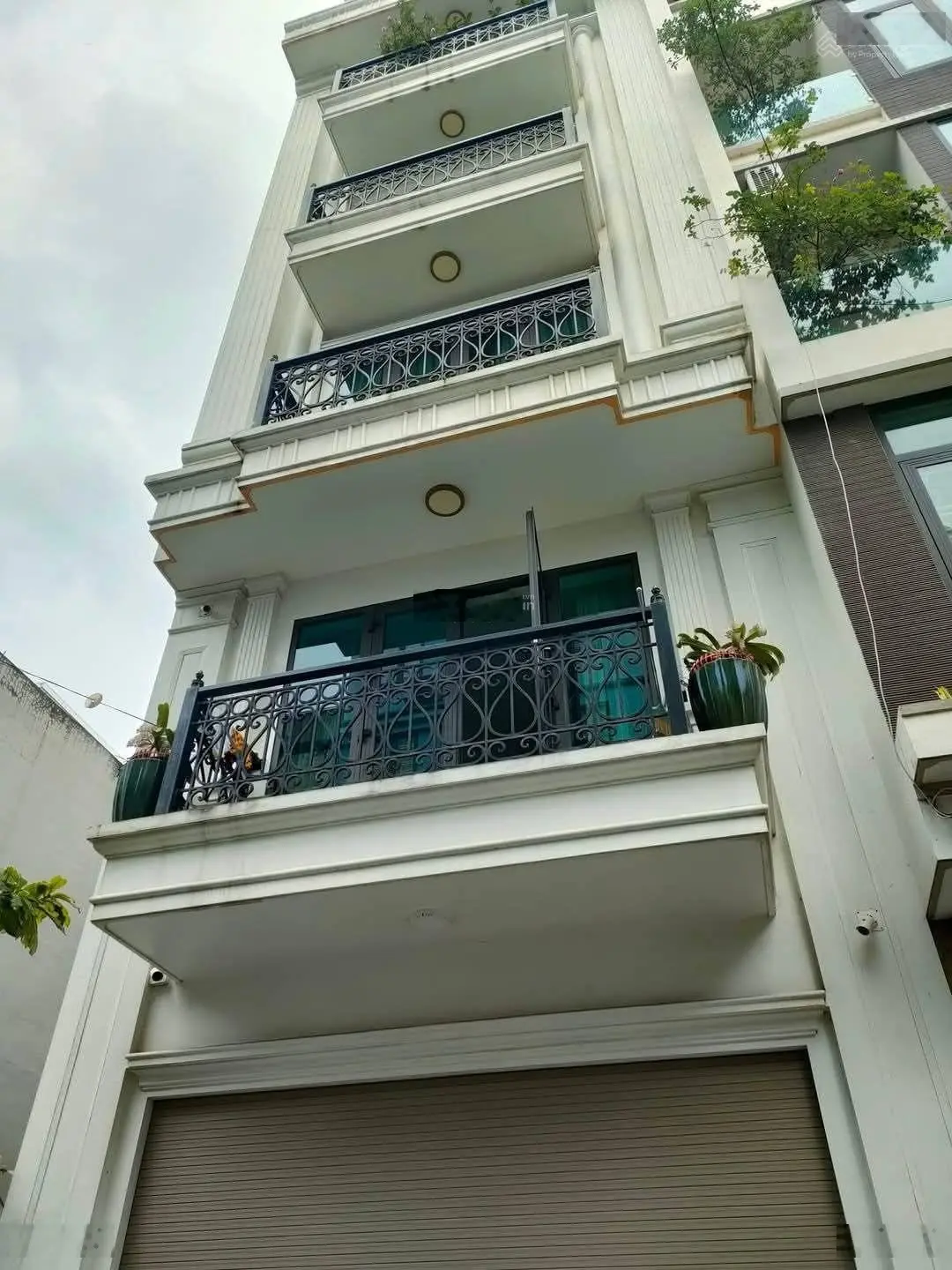 Bán nhà riêng phố thái thịnh - lô góc đầu hồi - 3 thoáng - trước nhà rộng 3m - nhà kiên cố ở luôn