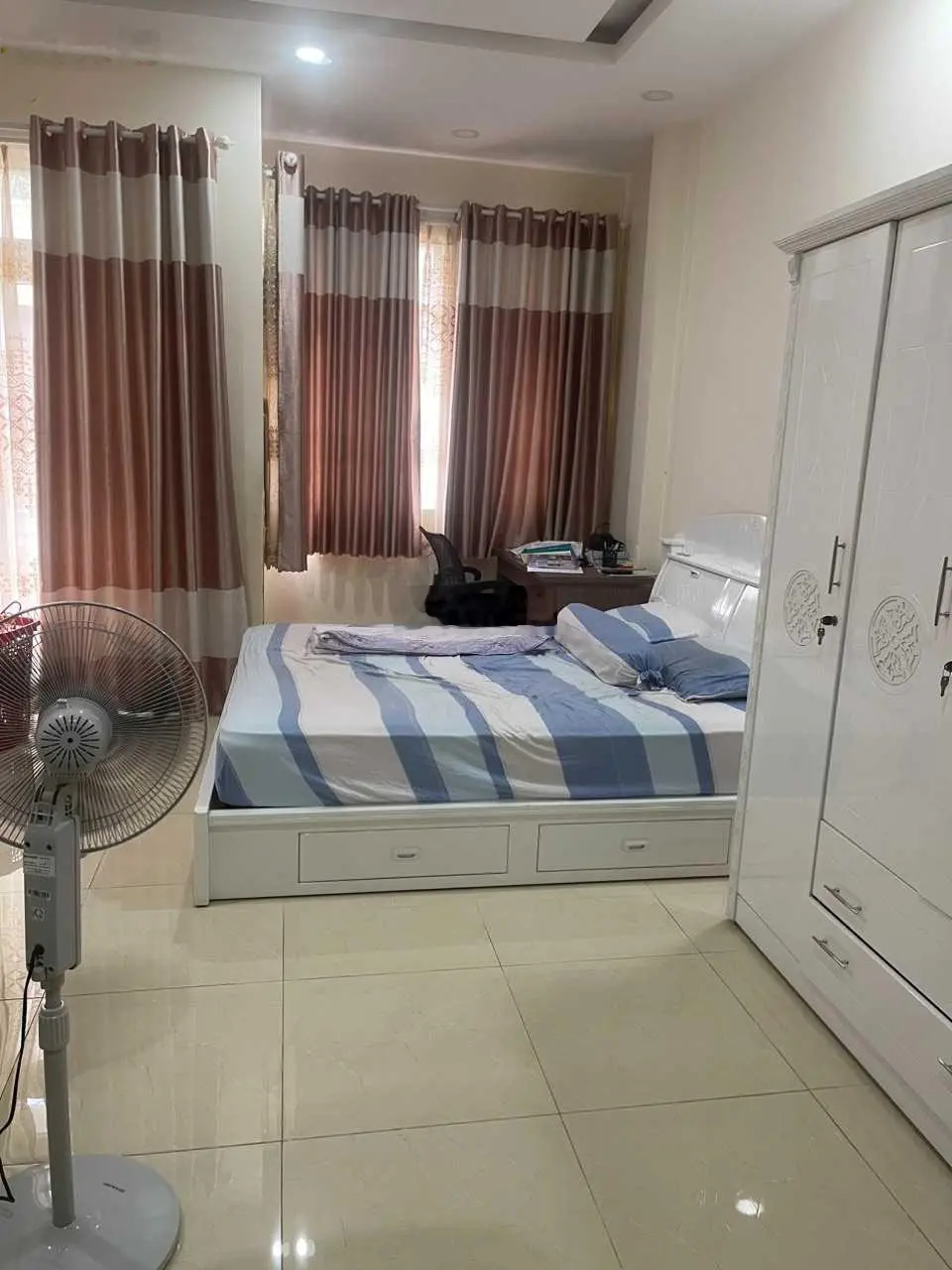 Giảm mạnh! 7.8 tỷ TL - Nhà mới 4 tầng HXH 6m thông Bàu Cát P14 Tân Bình - NT gỗ xịn ngay công viên