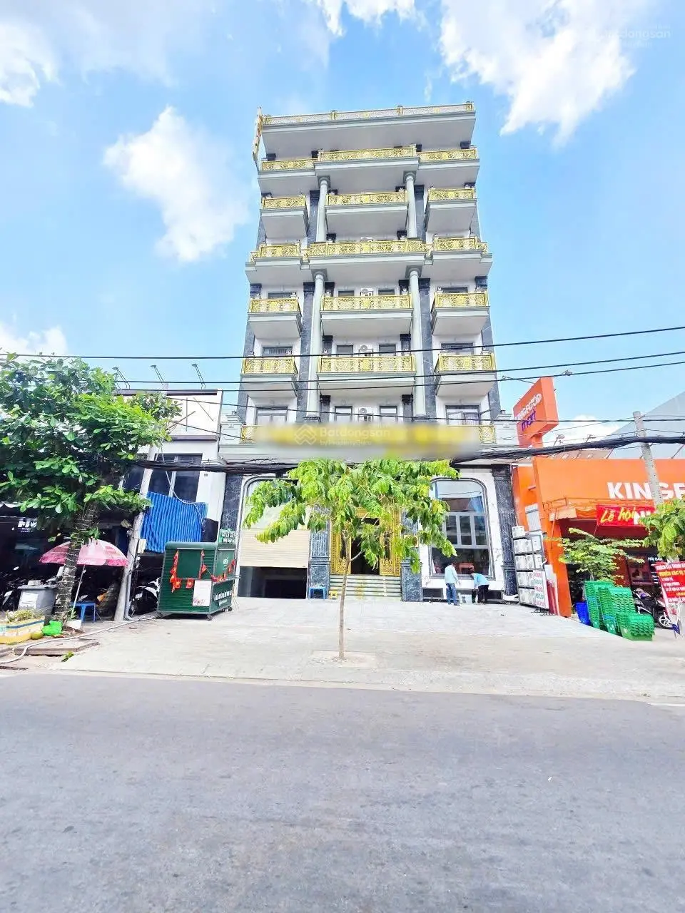 Tòa CHDV 10 tầng + penthouse có hồ bơi.. Giá 100tỷ