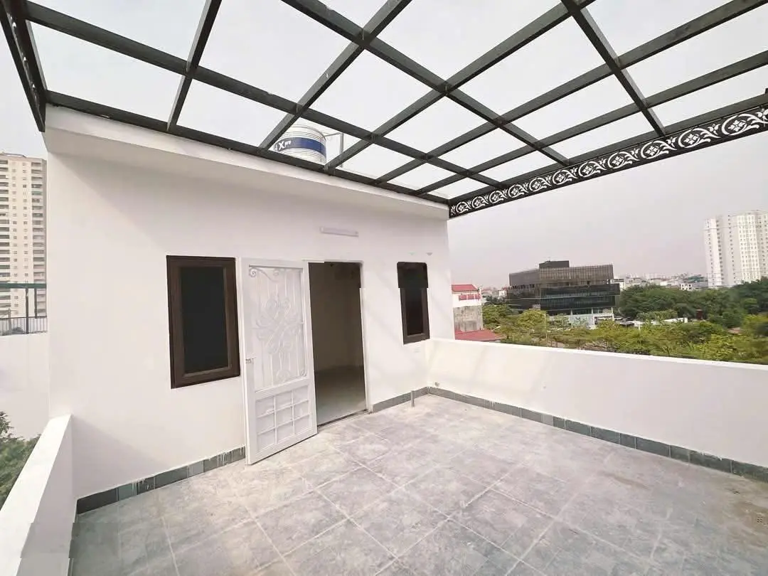 Bán nhà ngọc trì thạch bàn - cách mặt phố 1 nhà - ngõ ô tô đỗ cổng, dt 30m2, mt 4m giá : 6,05tỷ