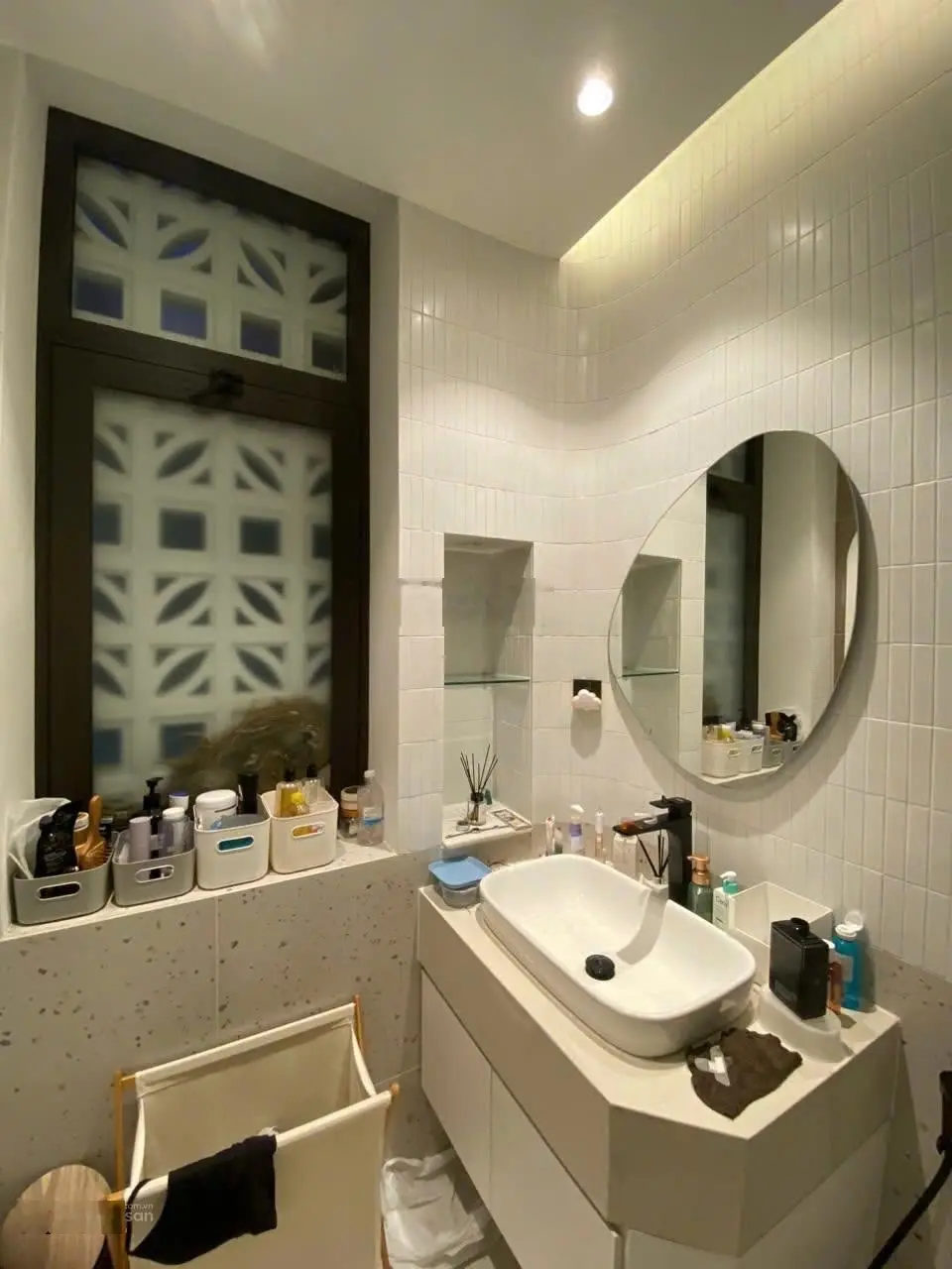 Nhà đẹp mới XD, có thang máy, ngay công viên HVT, gần sân bay, Đ. Phạm Văn Hai, TB, DT 6,85x9,2m
