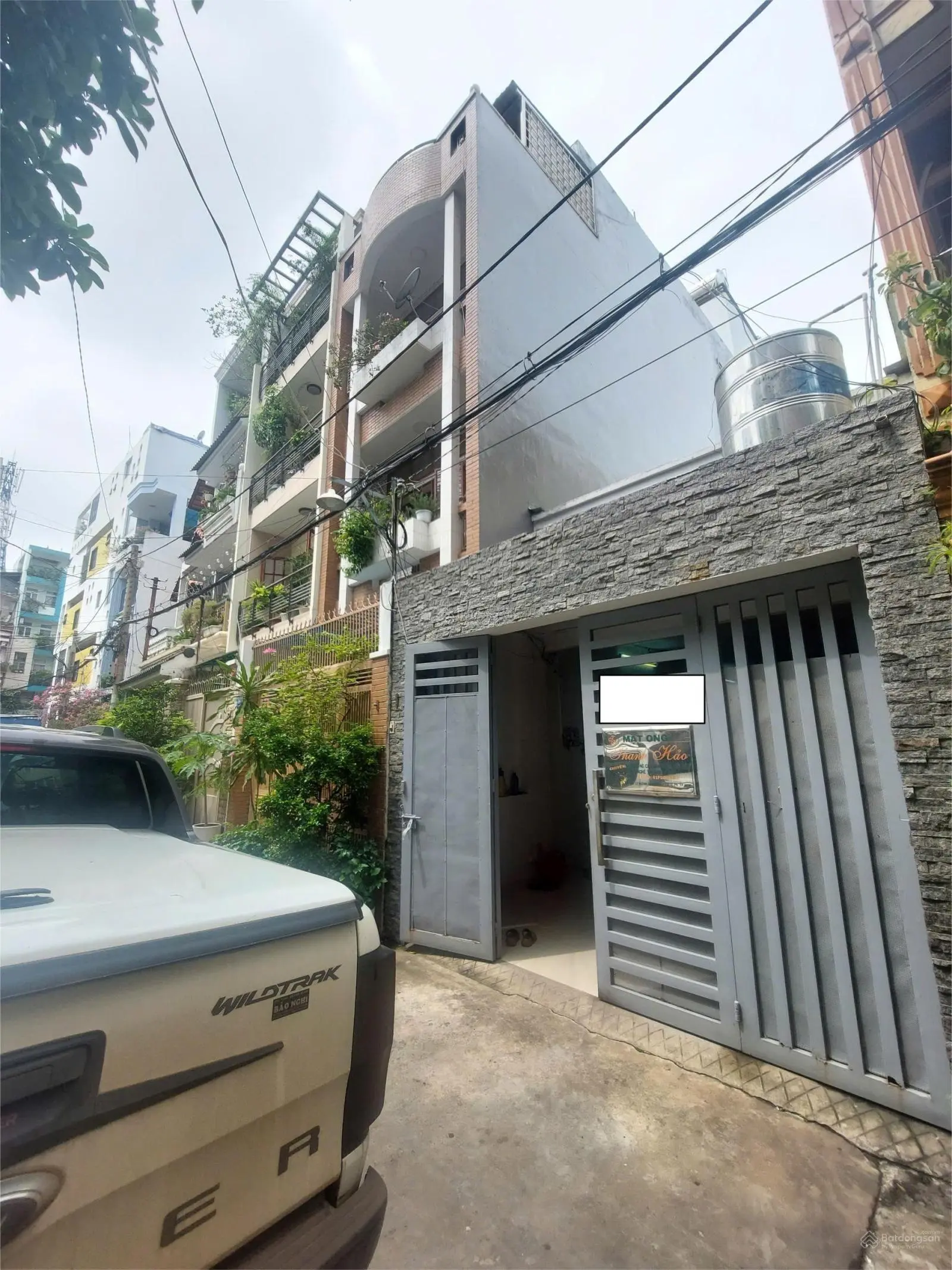 Bán nhà cấp 4 - 2 MT hẻm tại Huỳnh Văn Bánh, P.14, Phú Nhuận - DT 4 x 22.5m - giá chỉ 17 tỷ!