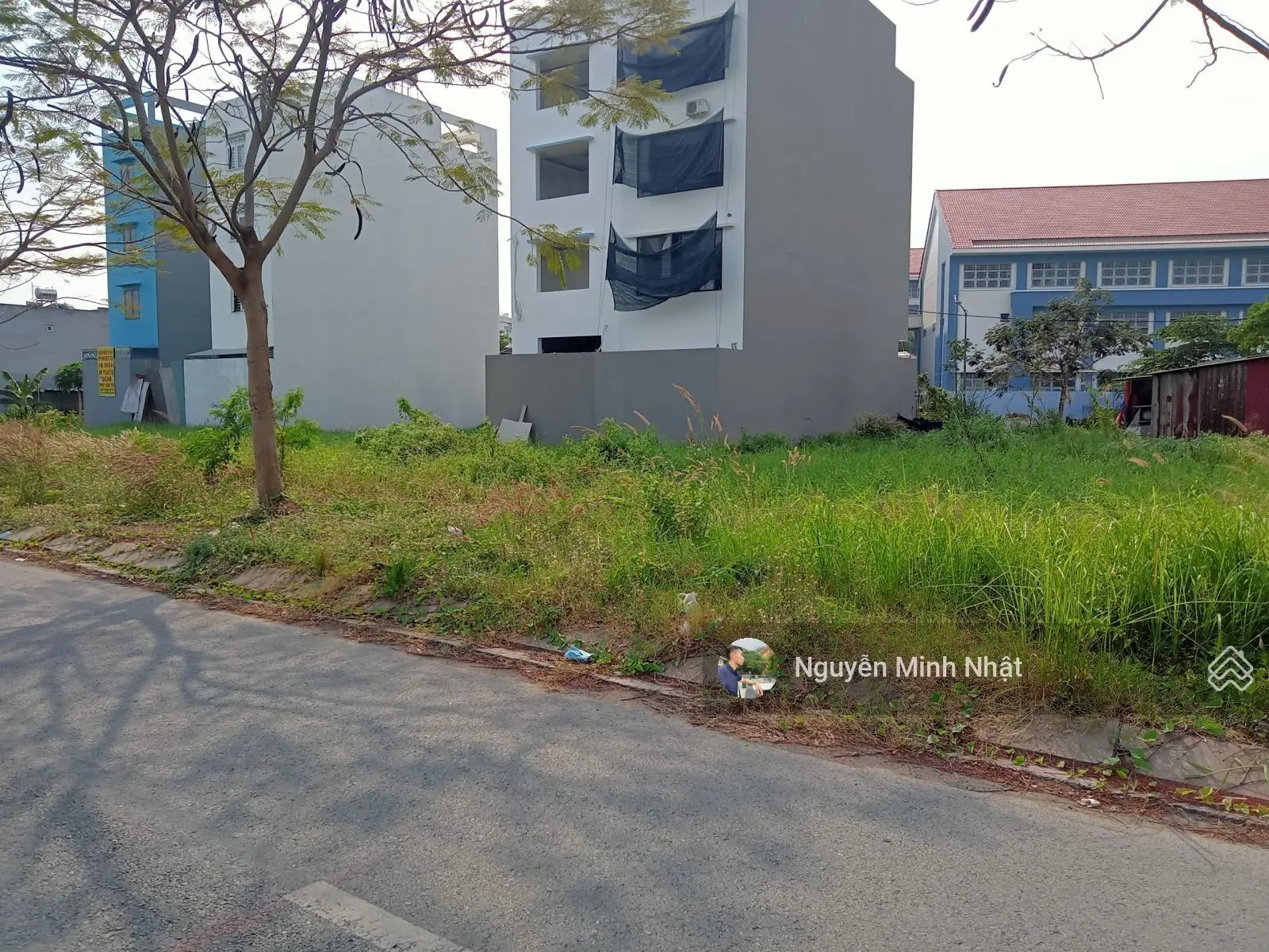 Bán gấp đất gần Trường Tiểu học Bùi Văn Ngữ, Bà Điểm, Hóc Môn, diên tích 80m2, chỉ 900tr .