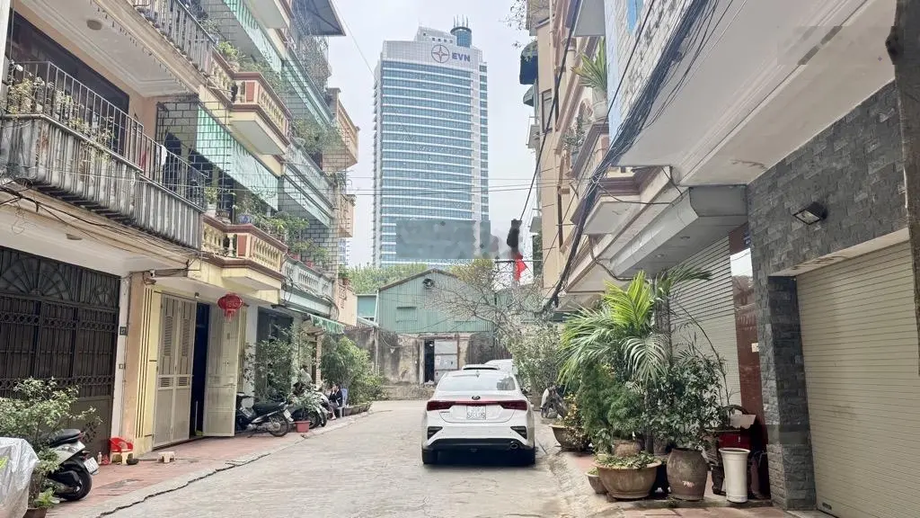 Bán nhà - tân ấp - ba đình - phân lô - 2 ô tô tải tránh - văn phòng công ty - ô chờ thang máy - ngõ