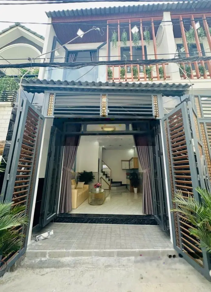 Giảm 300tr Chủ Cần Bán Gấp nhà 40m2 đường Lê Văn Lương, Nhà Bè, Giá 1tỷ990, Sổ Riêng, LH 0903 164 ***