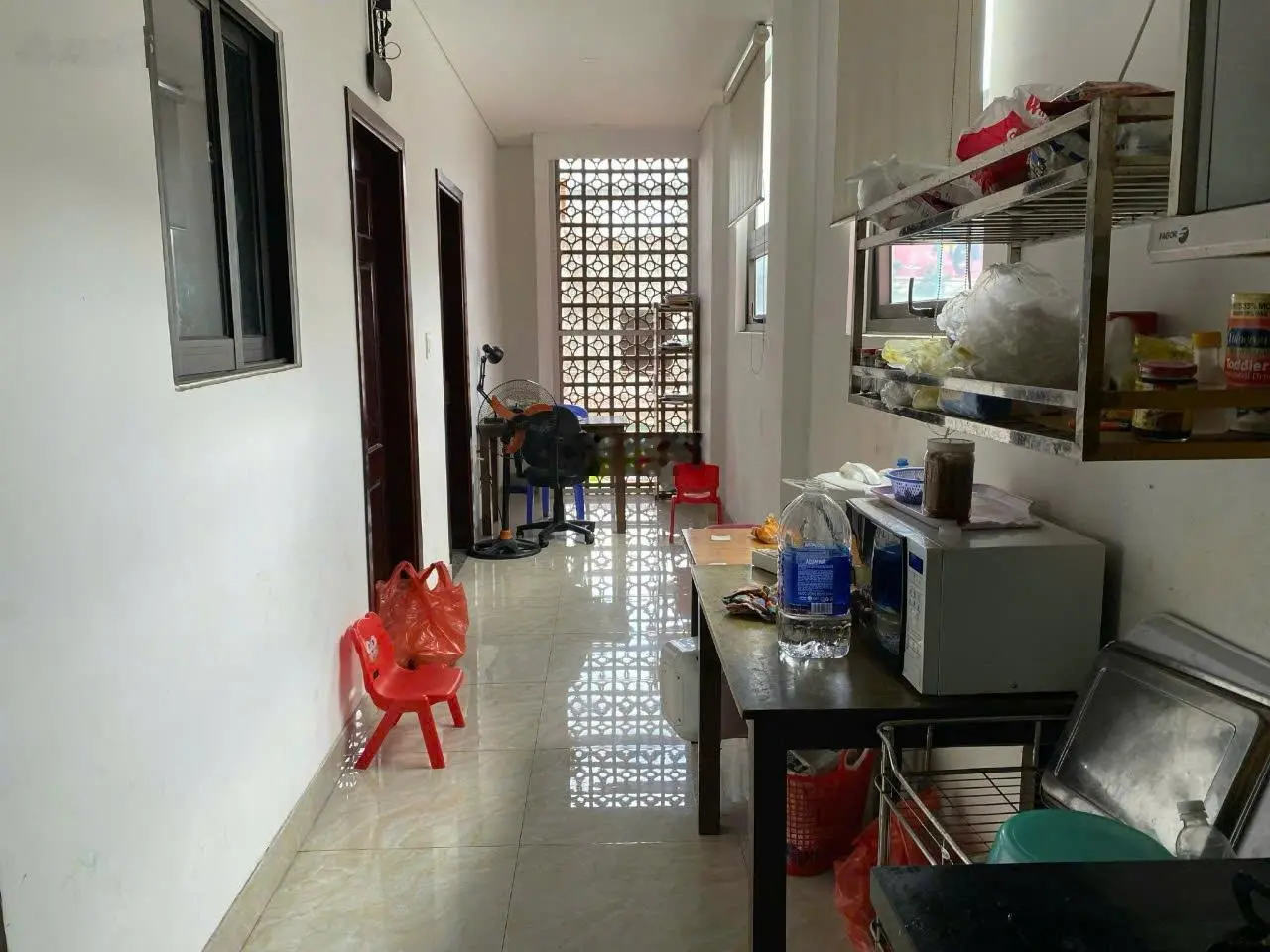 Bán nhà 5 tầng mặt tiền 5m5 Hoàng Diệu, doanh thu trên 400 tr/năm, giá chính chủ
