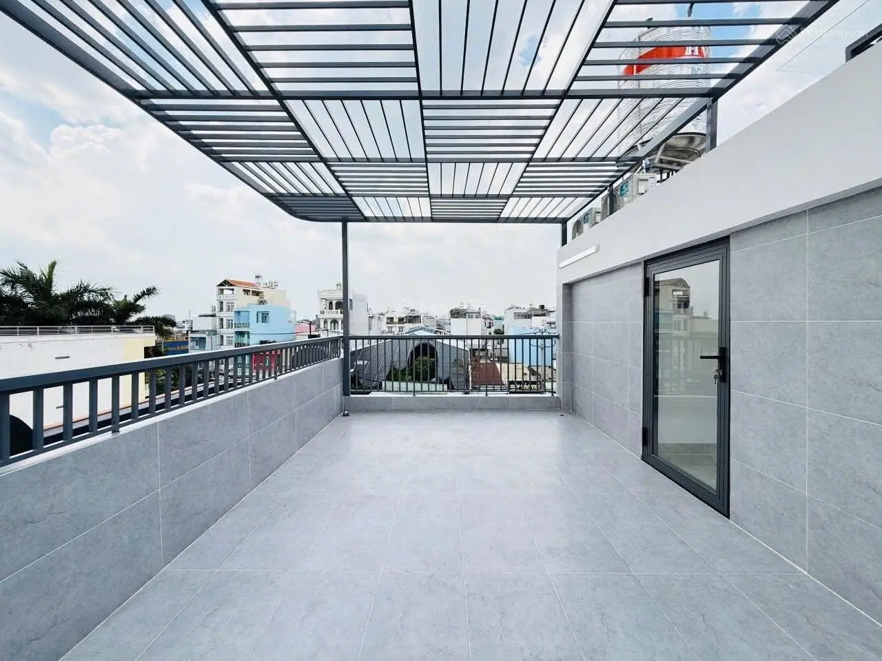 Bán gấp nhà Đ.Vạn Kiếp,P1,Bình Thạnh giá 3Tỷ250/68,4m cho thuê 22tr/tháng gần Coopmart Rạch Miễu