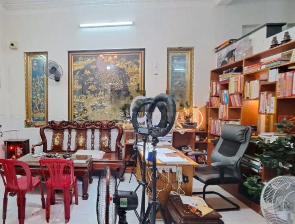 Mặt tiền chợ kinh doanh buôn bán cực vip. Được chia làm 3 căn giá chỉ 41tr/m2