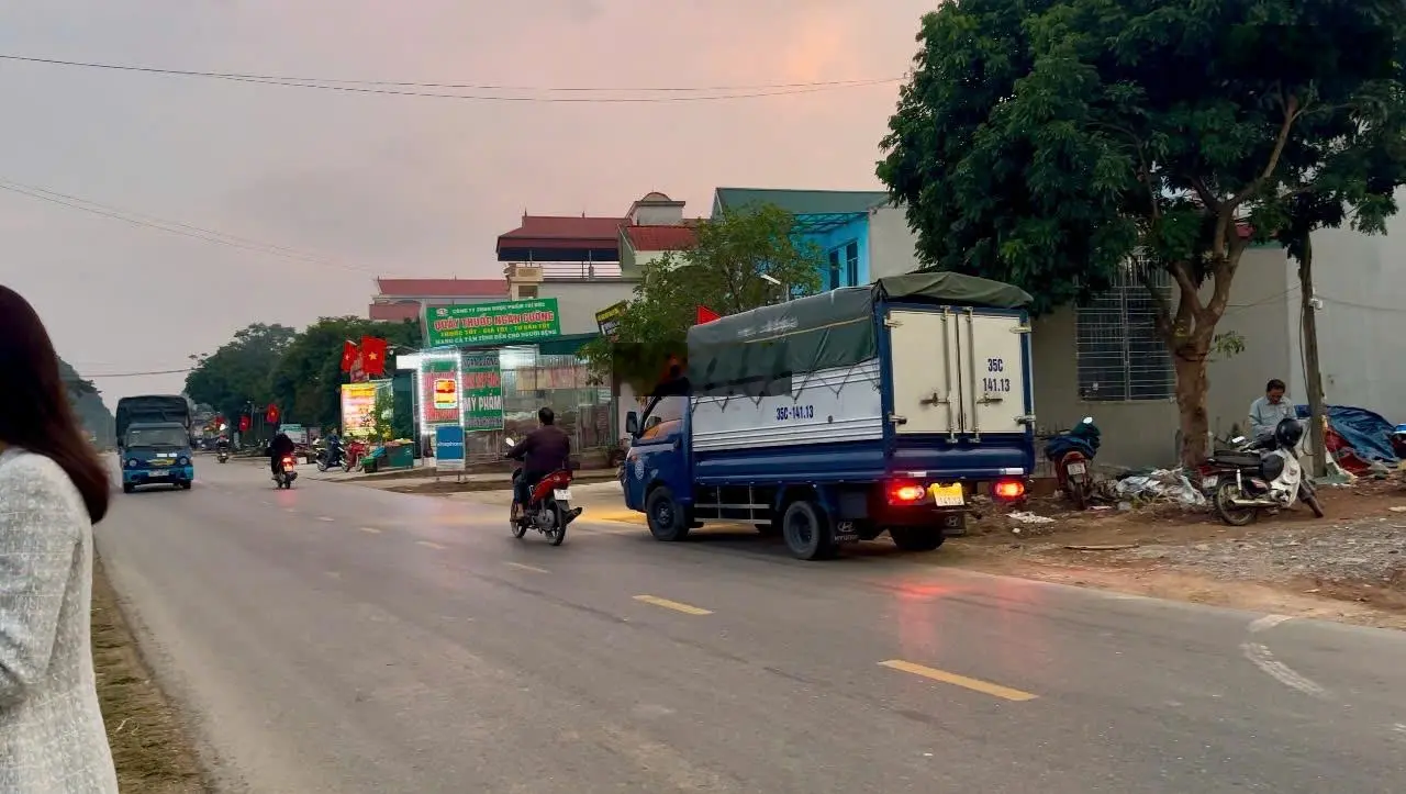 Bán đất mặt đường quốc lộ, vị trí đắc địa kinh doanh dòng tiền ổn định và đầu tư