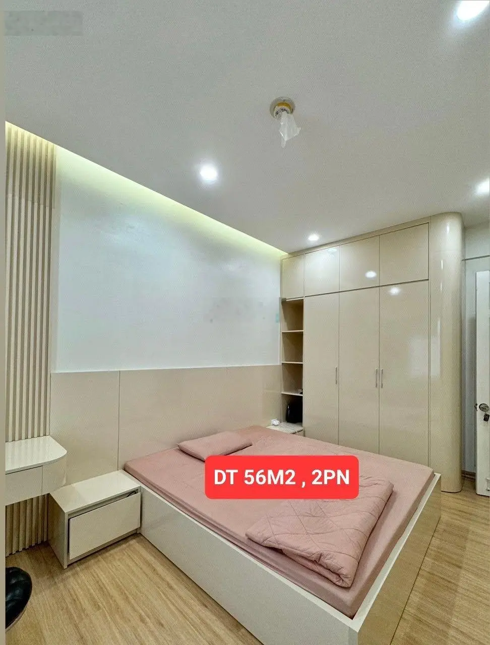HIẾM!Bán gấp căn hộ Chung Cư phố Trần Đăng Ninh, Cầu Giấy 60m2 tầng thấp, 2 ngủ giá 3.68 tỷ