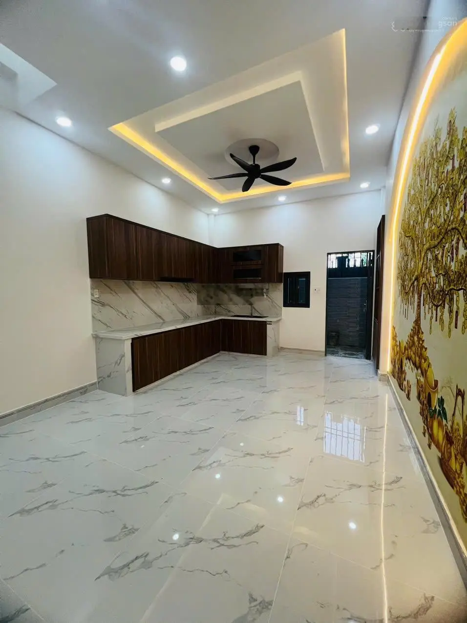 Nhà mới xây đẹp 2,3x tỷ khu công nghiệp cầu tràm cần đước, cách chợ bình chánh 5km. gần five star