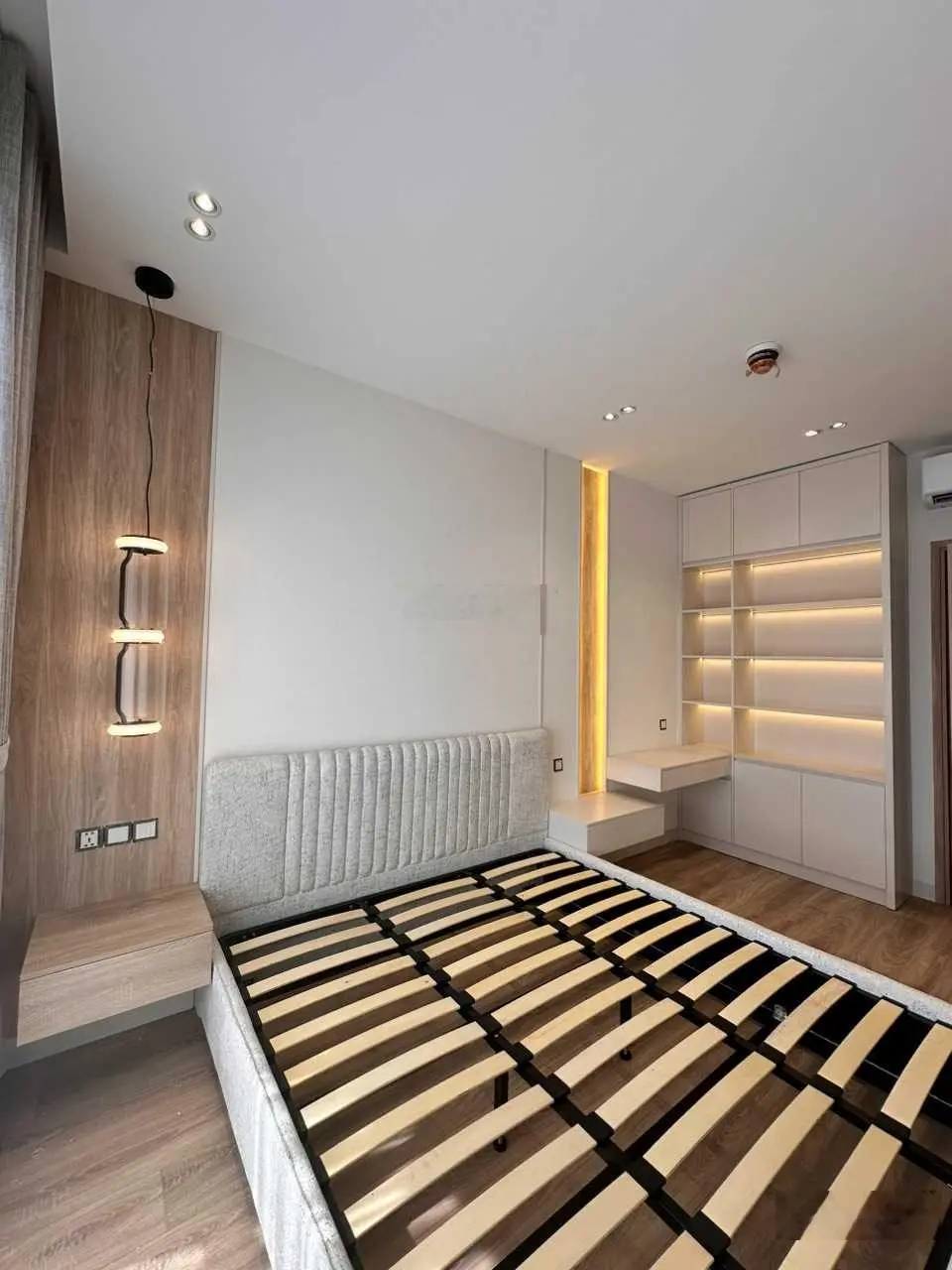 Độc quyền căn 3PN duplex, diện tích 214m2 trong nhà và 40m2 sân vườn giá cực hời chỉ 21 tỷ bao hết