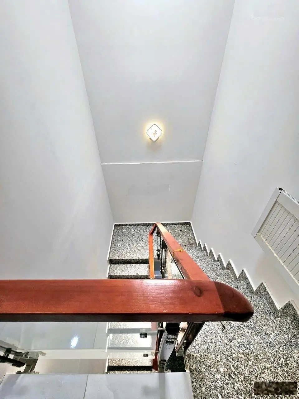 Nhà chính chủ, 2 lầu, 3WC, 4 phòng ngủ, 6 mét hẻm, 4x13m sổ riêng không lộ giới, Huỳnh Tấn Phát 4tỷ