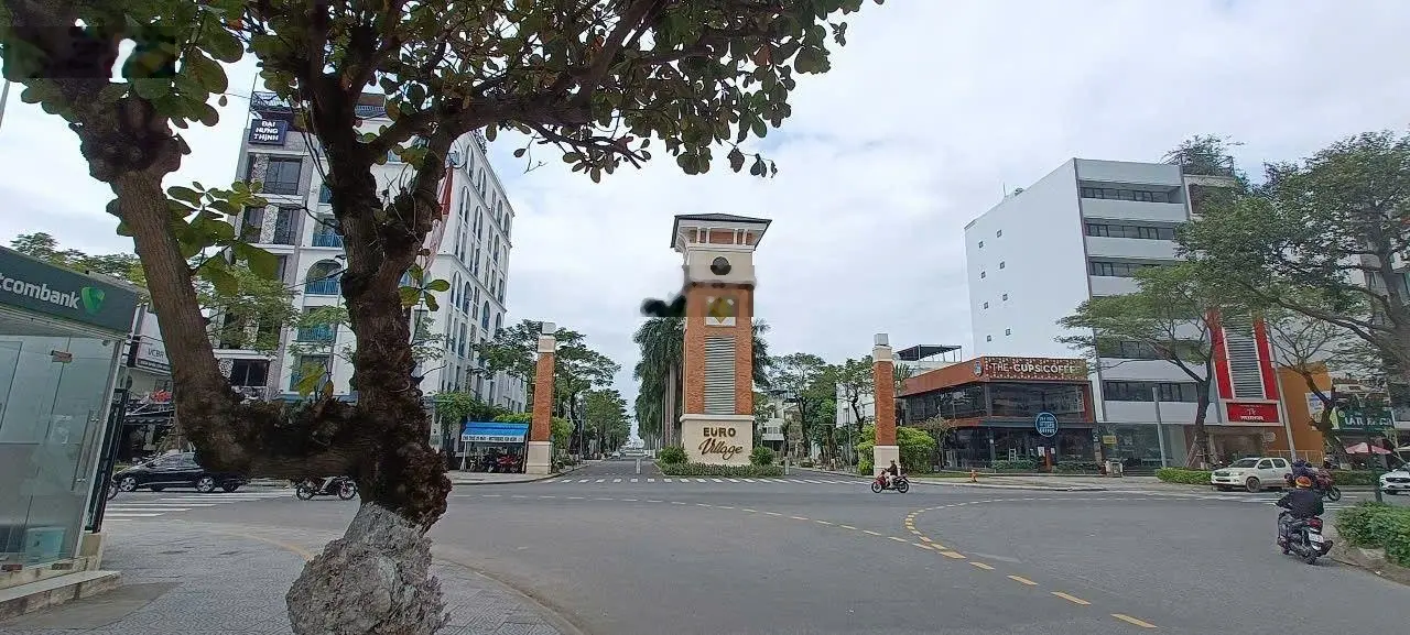 Chủ cần bán gấp nhà mặt tiền đường Trần Quang diệu.sơn trà TPĐN