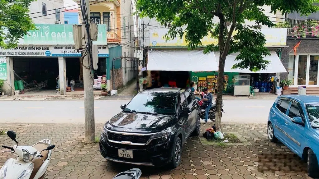 Bán nhà kinh doanh, vỉa hè đá bóng, tại Kim Nỗ Đông Anh giá 9.3 tỷ(có thương lượng)