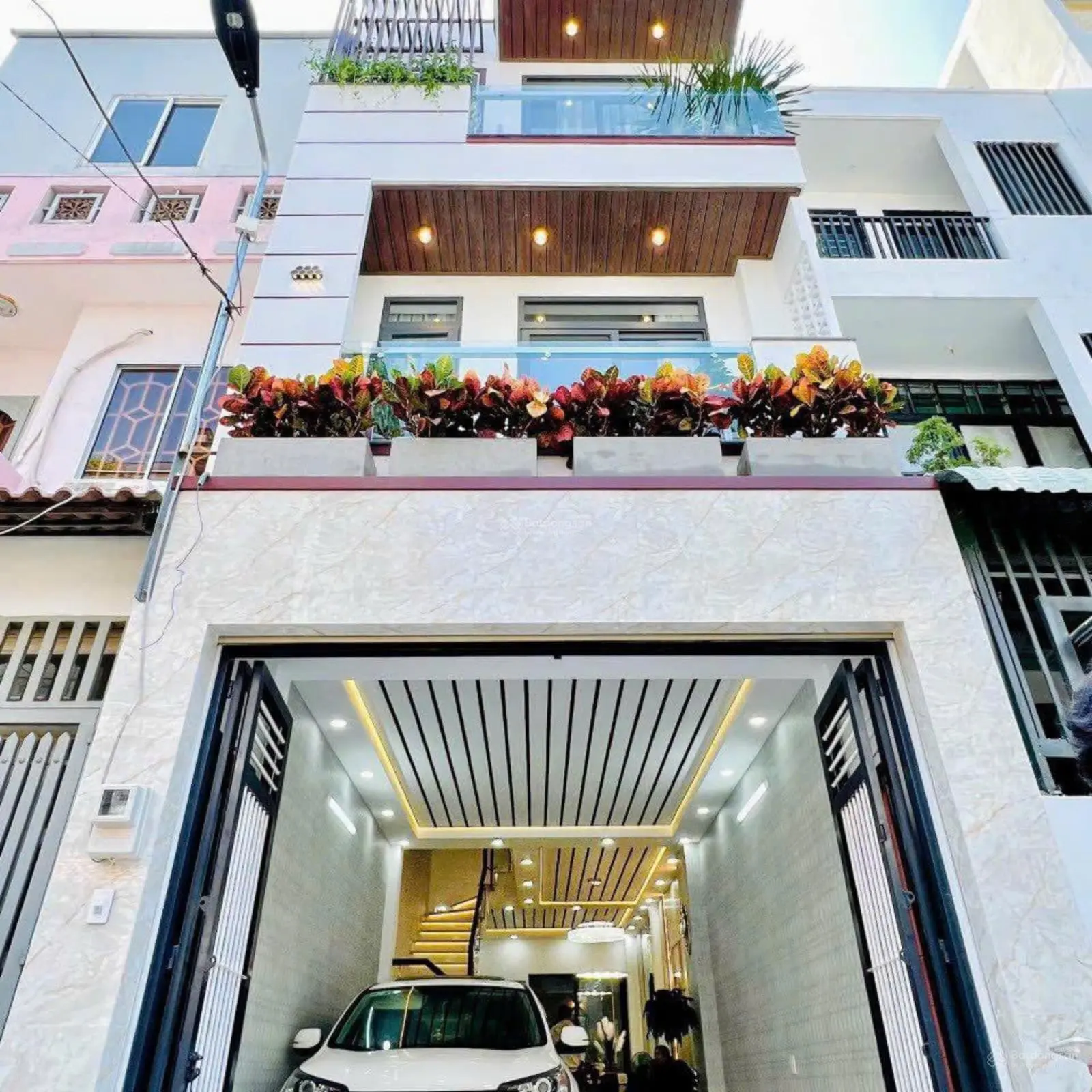 Nhà đẹp hẻm số 47 Nguyễn Văn Đậu Bình Thạnh. Giá 4tỷ1 còn thương lượng, diện tích 53m2