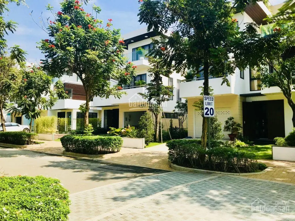 Đơn lập Lucasta 420m2 - nhà thô, view hồ và công viên - sổ hồng rồi 0908119226