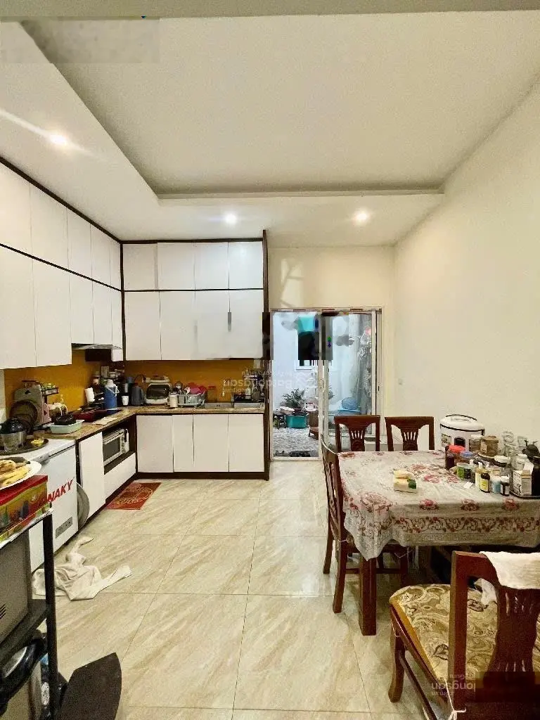Hiếm ! Bán nhà Ngọc Hồi 78 m2 mt 4,1m 3 tầng giá 6,95 tỷ , phân lô , ô tô tránh , an sinh đỉnh