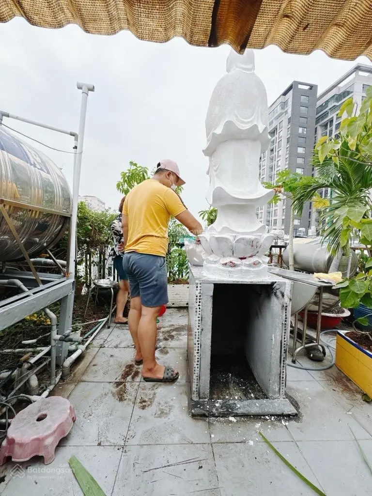 Nhà đẹp q4- 2 căn 48m2 - 6 tầng 8pn - sát mt đường - chỉ 7 tỷ nhỉnh