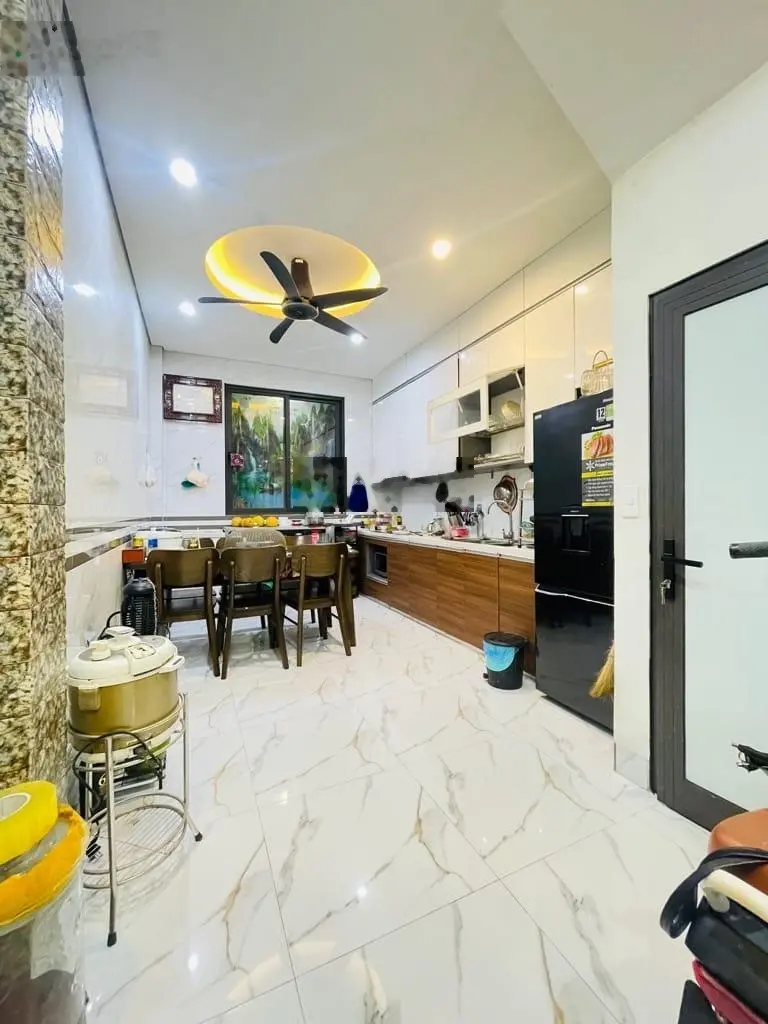 Nhà đẹp Đức Diễn 36m2 - giá chỉ 4,38 tỷ - đầy đủ công năng - gần ô tô - gần trường học các cấp