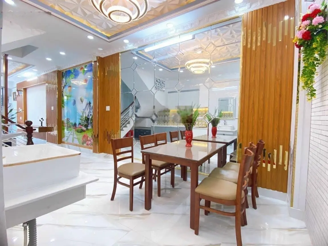 Bán nhà mặt tiền đường xe hơi số 17 Dương Cát Lợi.gần chợ Phú Xuân.Ngay trung tâm TT Nhà Bè -TP HCM
