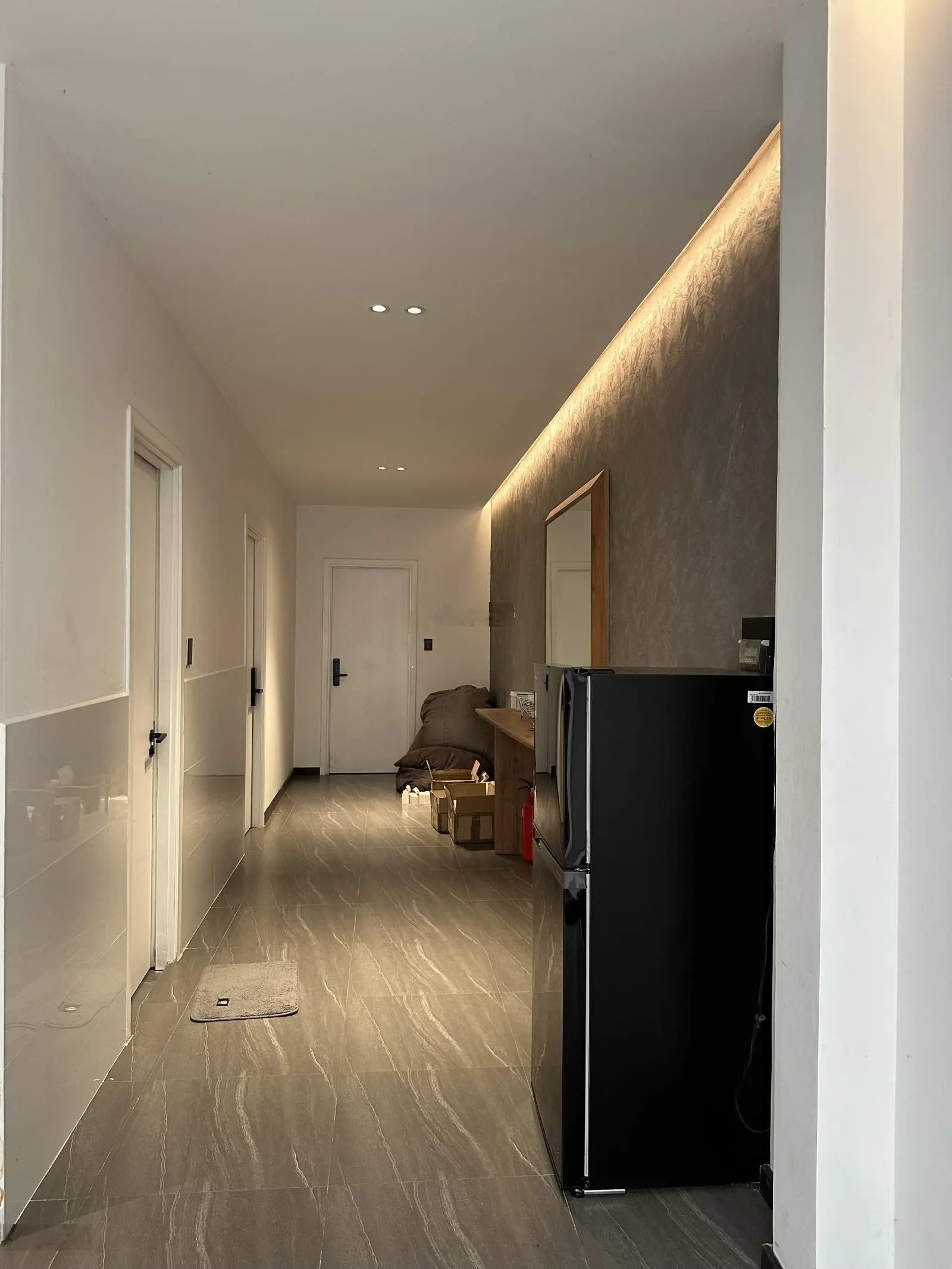 Chính chủ bán nhà mặt tiền 16 Đồng Đen giá 29.8 tỉ, tiền xây dựng và nội thất hơn 9 tỉ