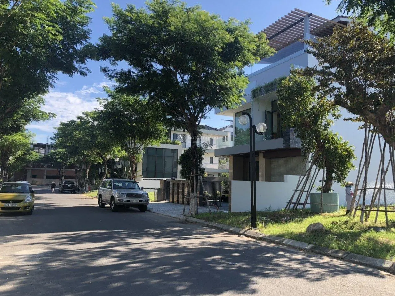 Bán biệt thự Euro Village - đường 10,5m Bằng Lăng 3 - Toàn Huy Hoàng