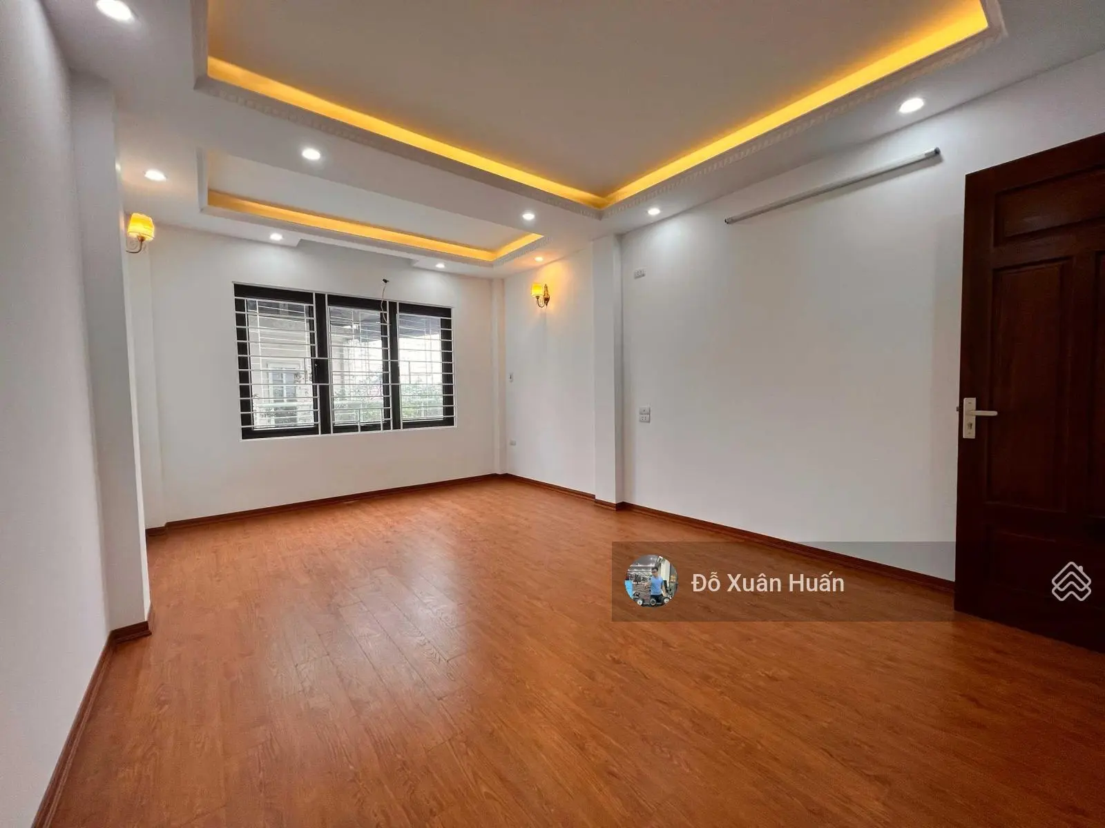 Cực rẻ, chỉ hơn 6 tỷ có nhà 4 tầng 54m2 cực đẹp, lô góc 2 mặt thoáng Thụy Khuê, cạnh Hồ Tây