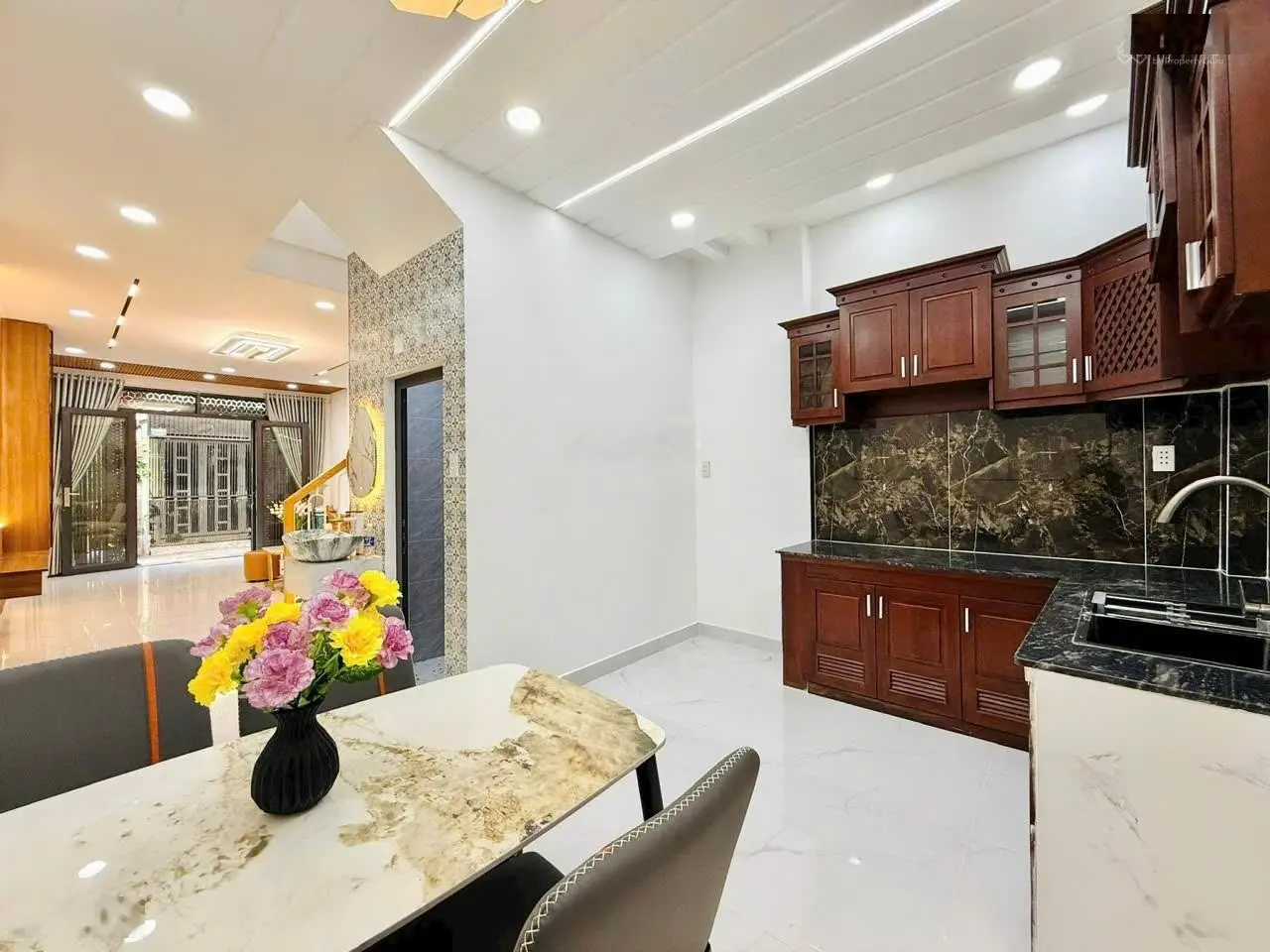 Bán căn nhà 1 trệt 1 lầu hẻm Quang Trung, P. 10 Quận Gò Vấp (tăng full nội thất như hình ảnh)