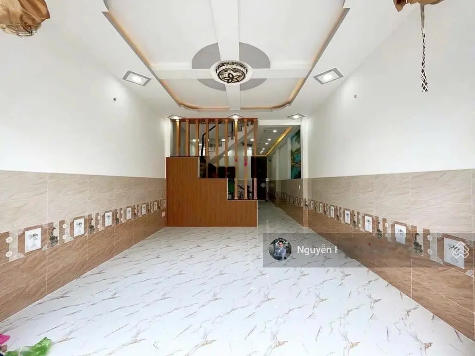 Cần bán nhà 1 trệt 1 lầu chỉ 1.990 tỷ, MT Trịnh Như Khuê, Bình Chánh, 3PN - 2WC, sổ sẵn hoàn công