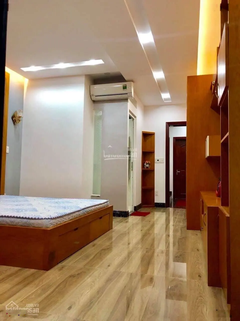 Bán gấp CHDV đường Lê Đức Thọ P16 GV DT: 10.5x22m hầm 6 lầu có 74 phòng ĐCT 260tr/th, giá 38 tỷ