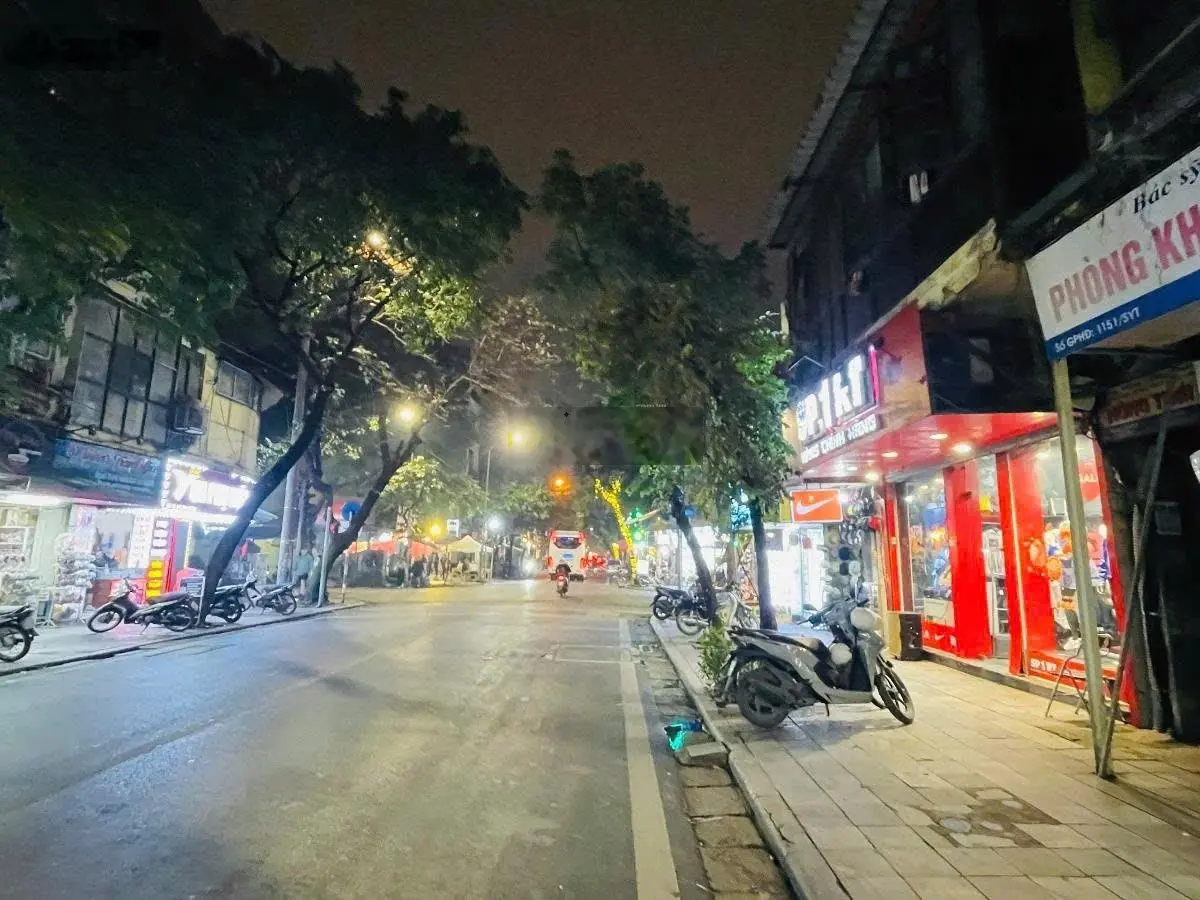Mặt phố Hàng Bông Hoàn Kiếm, 180m, MT 7.5m, pháp lý 1 chủ, hiếm đẹp nhất phố