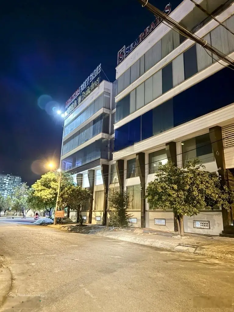 MT Khu Nam Hùng Vương Bình Tân view công viên 4 tầng 90m2 - 4.5*20m - 4PN oto ngủ trong nhà 9.5 tỷ