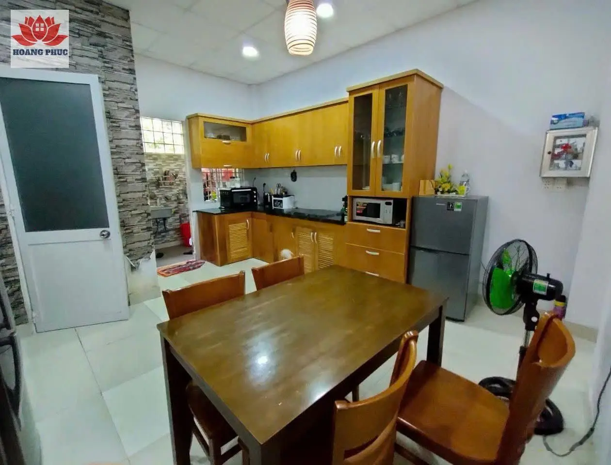 Bán nhà 3PN DT 74m2 HXH khu dân cư phân lô sát bên trường CĐ Công Thương, gần The Global Cty