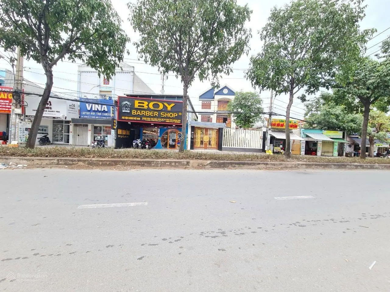 Nhà biệt thự mặt tiền đường Trần Thị Điệu, Phước Long B, Quận 9. Diện tích 340m2/33tỷ. 0966 701 ***