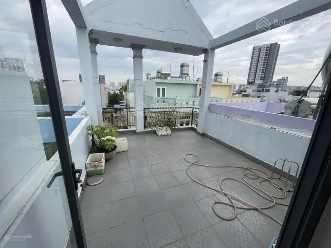 TÔI CẦN BÁN NHÀ HỒI VỐN ĐƯỜNG SỐ 6, CXBT,QUẬN 11.GIÁ: 4.070 tỷ.DT: 5.4mx15.2m. Sổ hồng chính chủ.