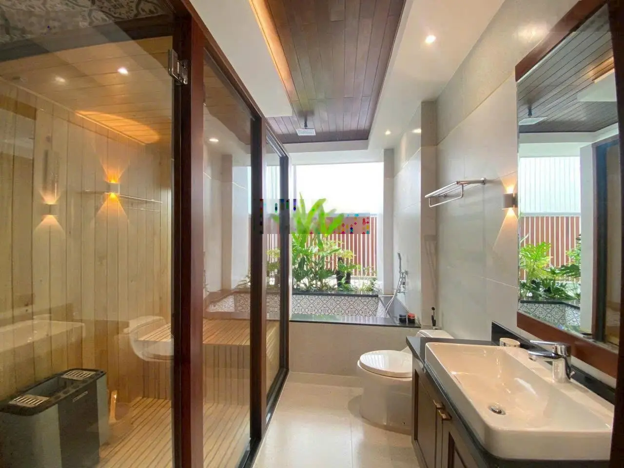 Bán Nhà Phố Hưng Gia 5 - Phú Mỹ Hưng, Quận 7. DT 108m2. MT rộng 6m, 4 tầng, có thang máy