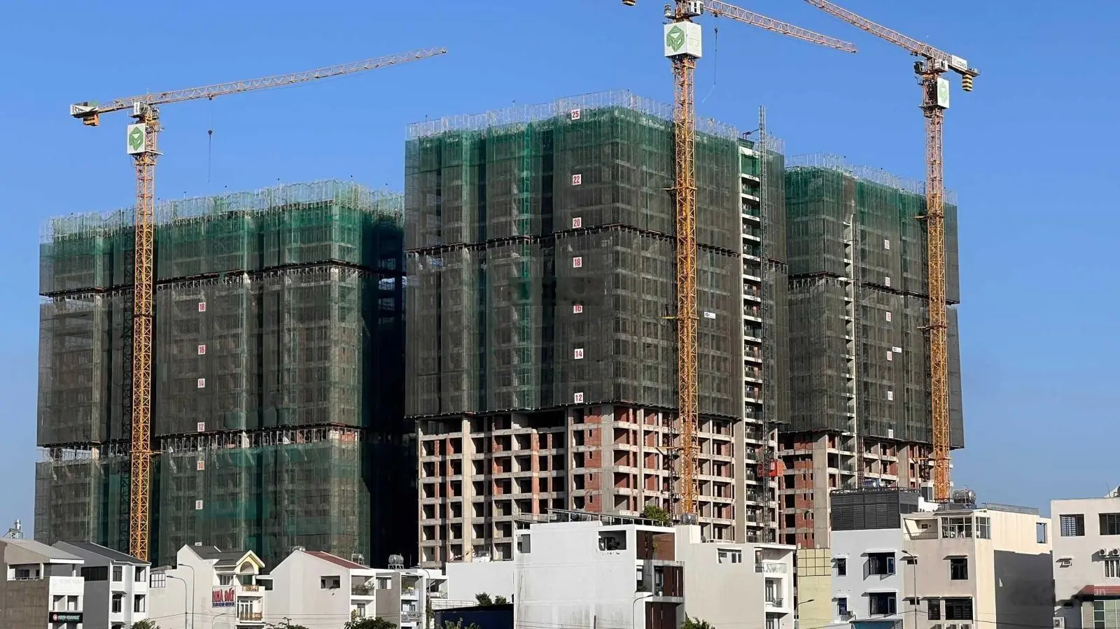 Chủ bán gấp Victoria Village 3PN 88m2 4,8 tỷ view sông đã cất nóc đang hoàn thiện có lịch nhận nhà