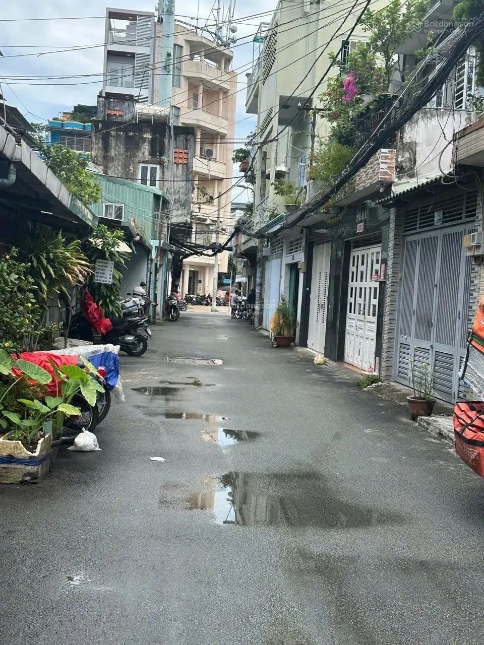[ Quận 6 ] 5 tỷ 600 Chính chủ bán nhà hẻm xe hơi 1/ đg Minh Phụng P6 Q6.