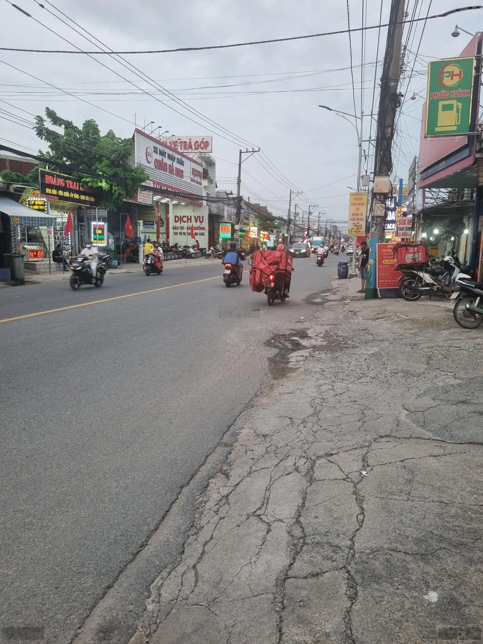 Mặt tiền kinh doanh đường 22 tháng 12