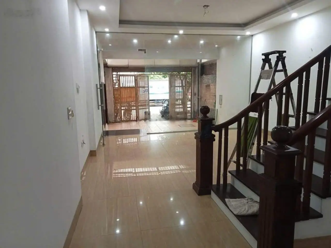 Bán nhà Đầm Trấu Quận Hai Bà Trưng HN giá 14 tỷ 950