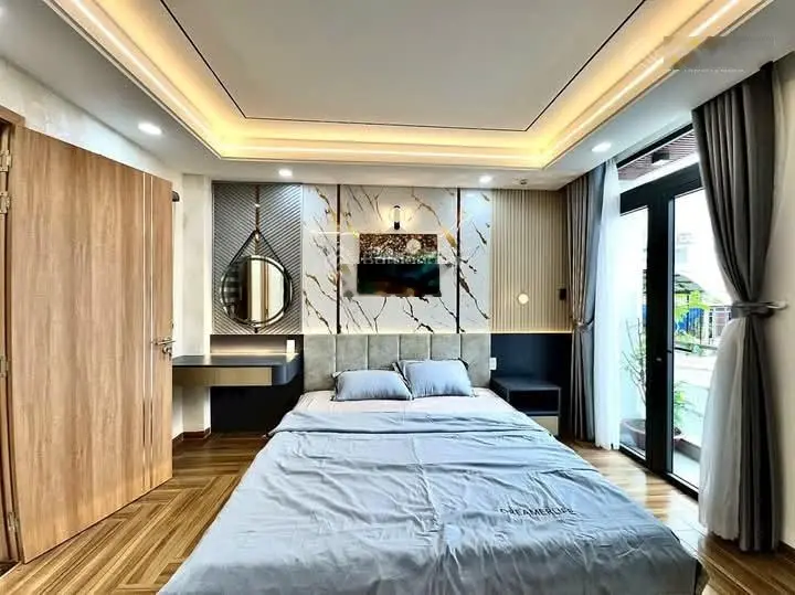 Bán gấp nhà Nguyễn Văn Tăng , Long Bình , Quận 9. DT 65m2 giá bán 3 tỷ .Sổ riêng