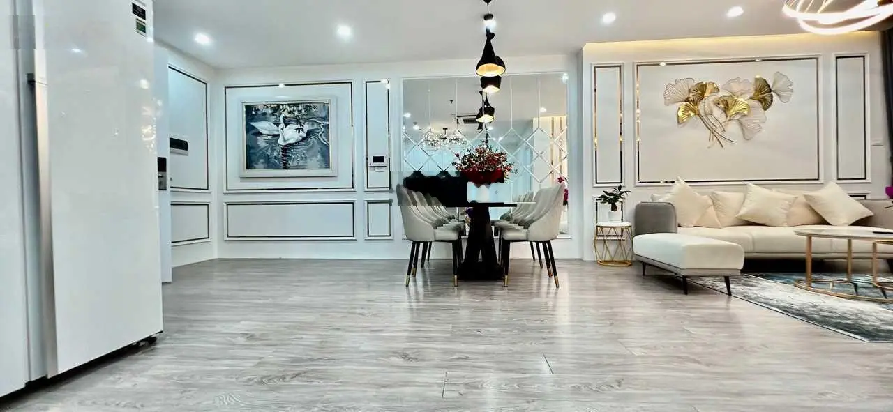Em Hằng gửi đến quý khách mua nhà tại Vinhomes Ocean Park quỹ căn giá rẻ, tầng đẹp, view đẹp cắt lỗ