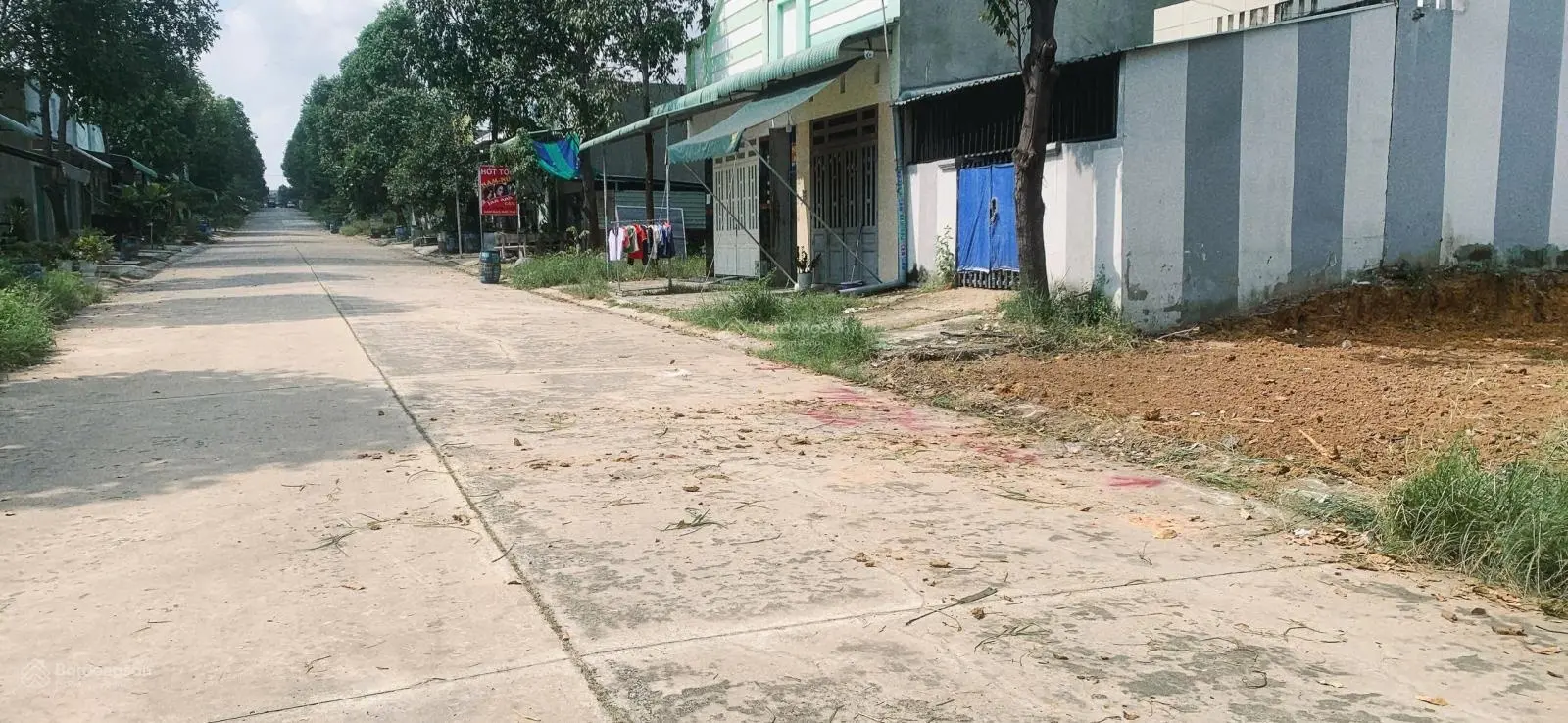 Tôi chính chủ cần bán 150m2 vị trí đẹp, dân cư đông, sát chợ