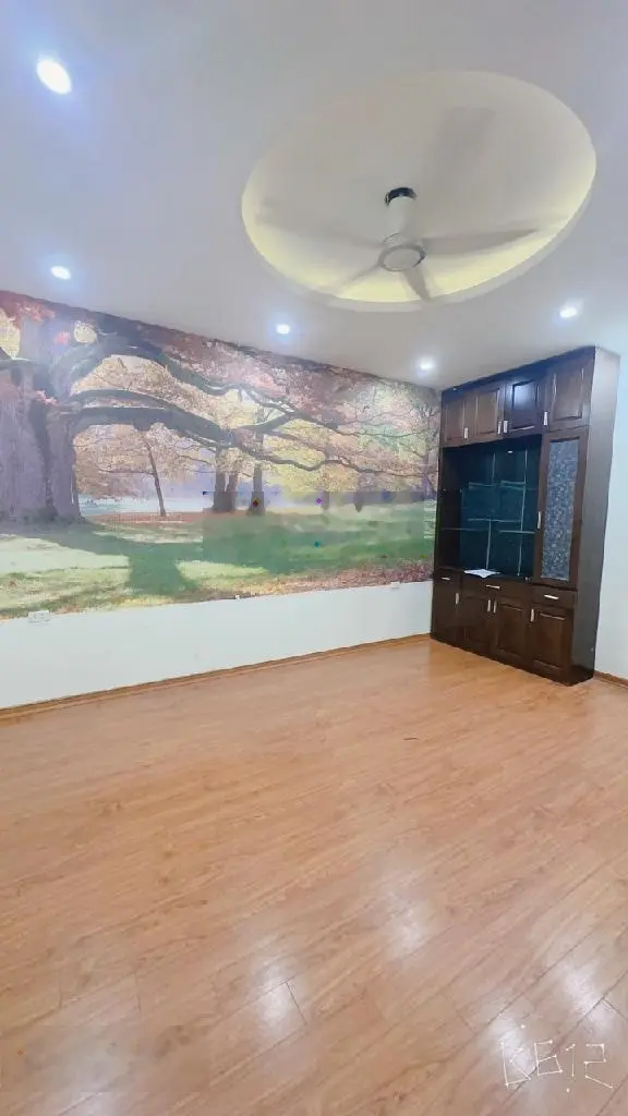 Bán nhà khủng Bồ Đề, 110m2 X 6 tầng X gara ở sướng, MP 15m giá chỉ 16T Call 0398 386 ***