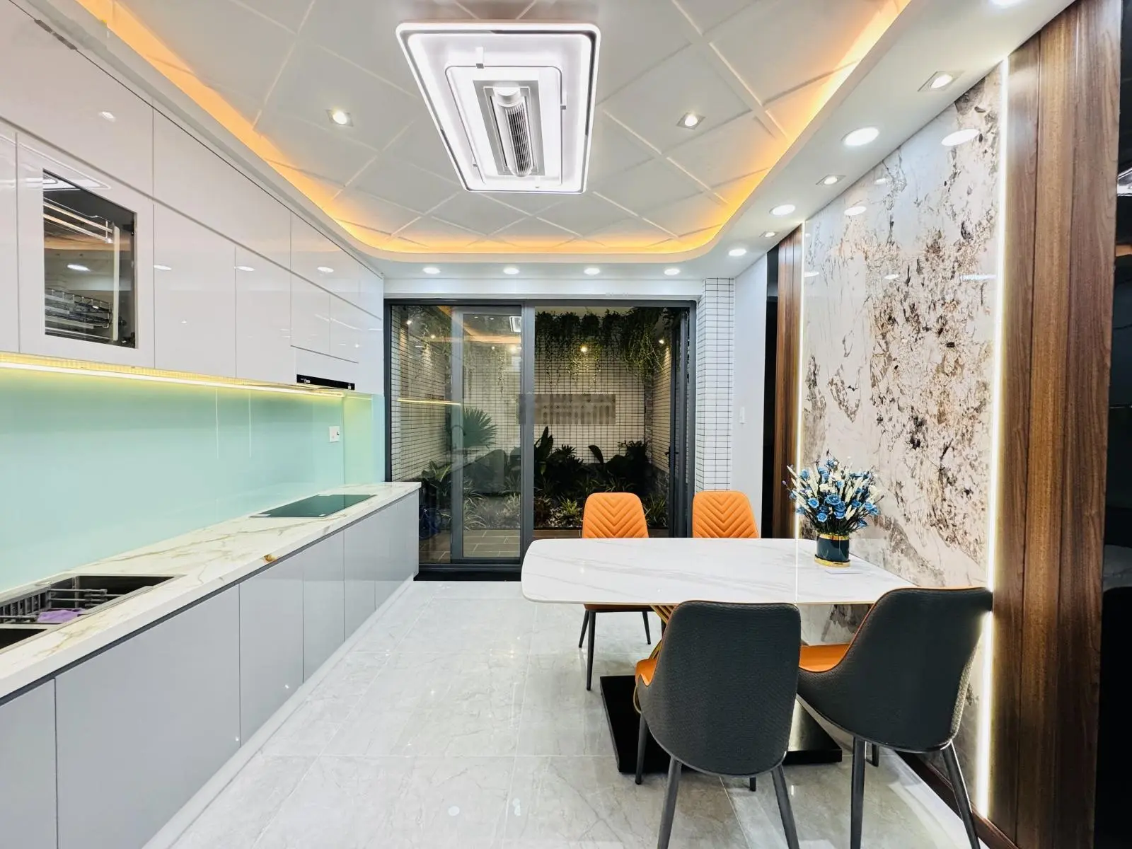 Bán nhà chính chủ 1 xẹc đường thông bùi quang là p12 gò vấp