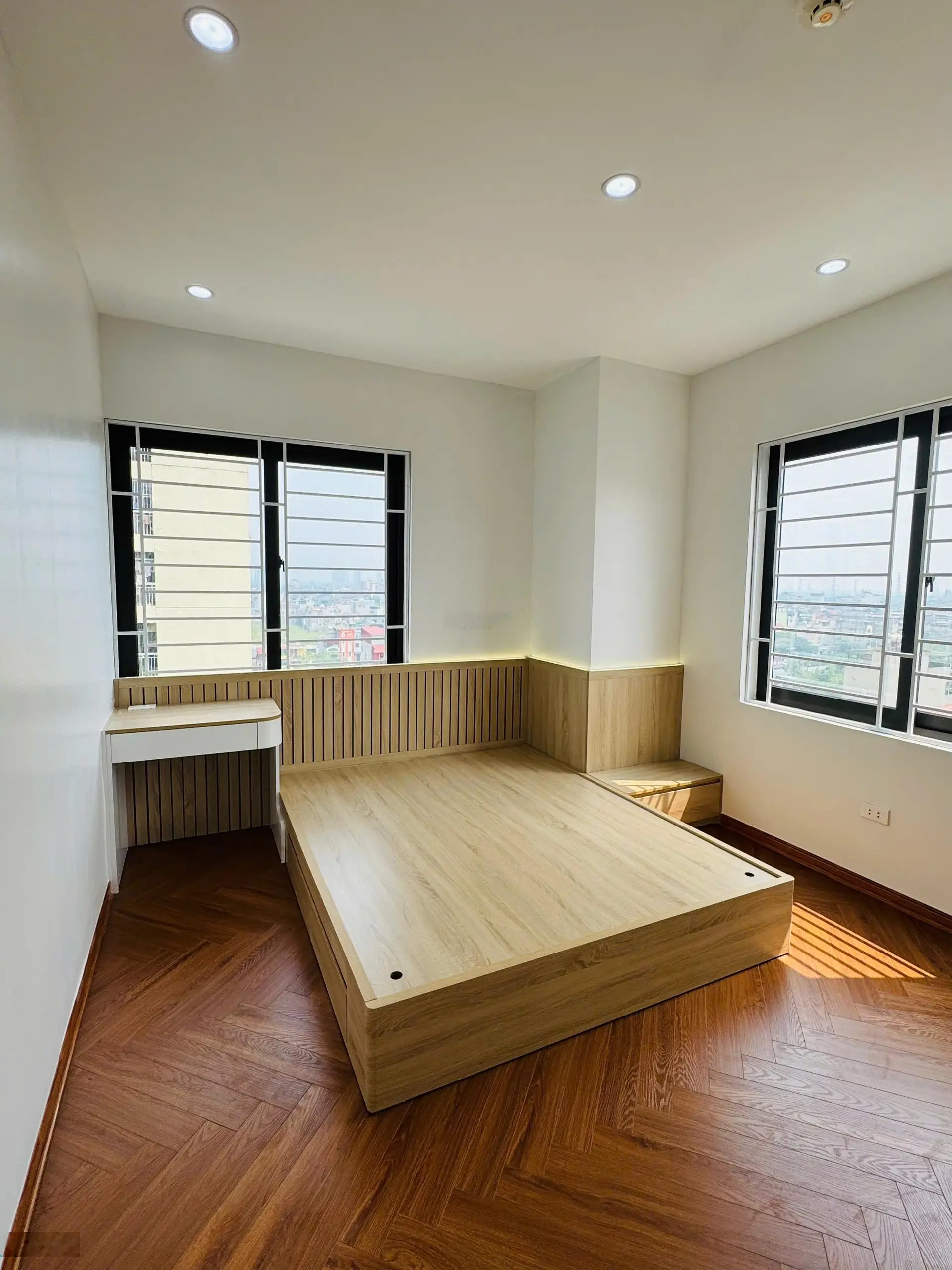 Em cần bán 3 ngủ tòa Licogi Đại Từ - Hoàng Mai. Diện tích 110 m2 thiết kế 3 ngủ 2 vệ sinh.DT:110m2