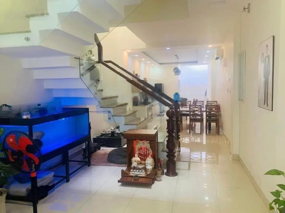 Chính chủ bán nhà cho thuê 16 triệu. 3,65 tỷ Điện Biên Phủ, phường 15, Bình Thạnh. 65m2. 0765369477